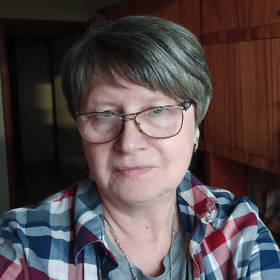 Елена Запесочная