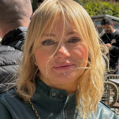 Елена Киноварь