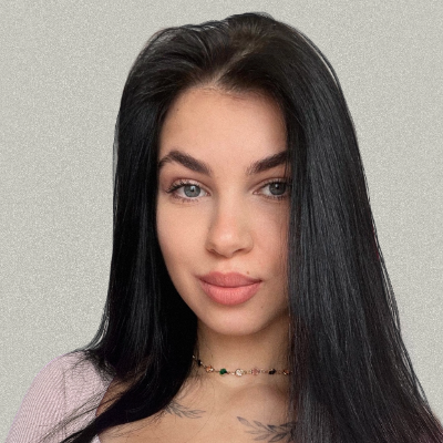 Ксения Великжанина
